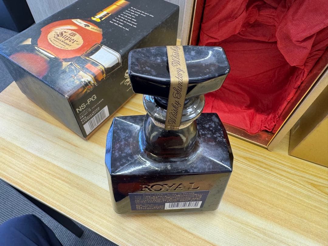 ウイスキー  12 Years Suntory Whisky 720ml