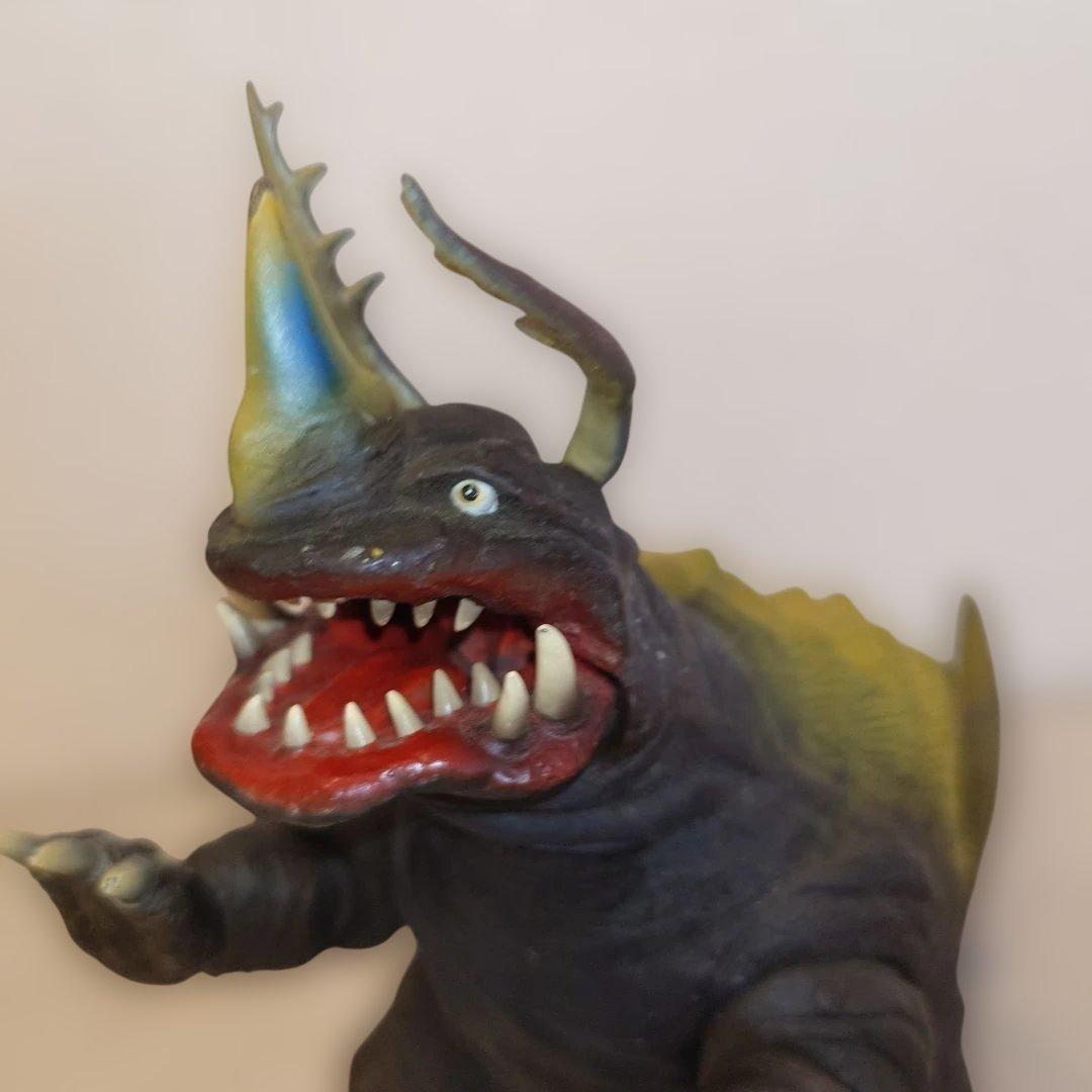 エクスプラス大怪獣シリーズ　ネロンガ 尻尾の向き変更用のパーツ付 箱なし