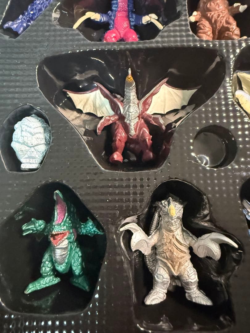 ウルトラマンティガ ティガモンスター超全集 PART1 希少品