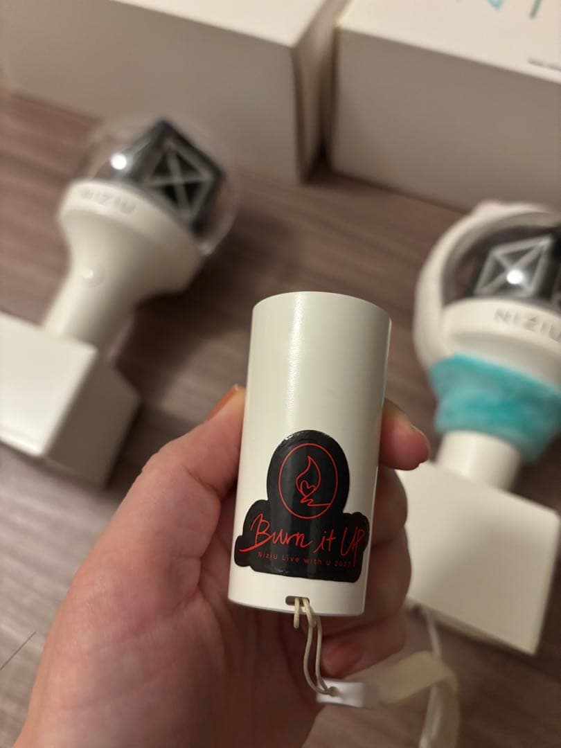 NiziU ペンライト　2本セット　MAYUKA ペンライトカバー付き