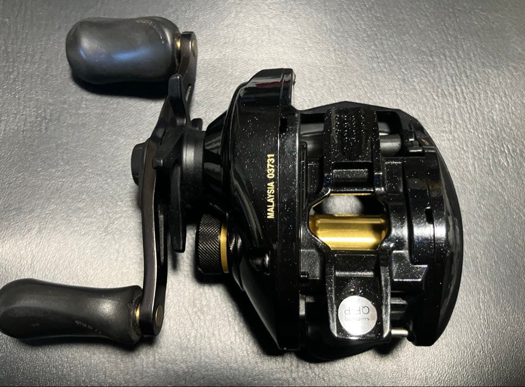 バスワン　サハラ2500S 中古品