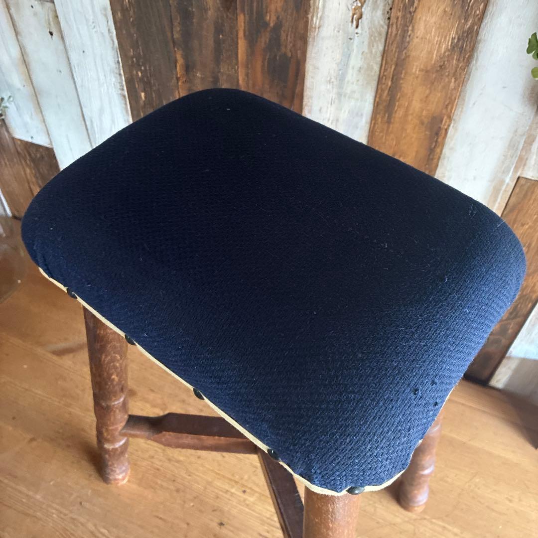 ネイビー布製クッションスツール　アンティーク　古家具　レトロ