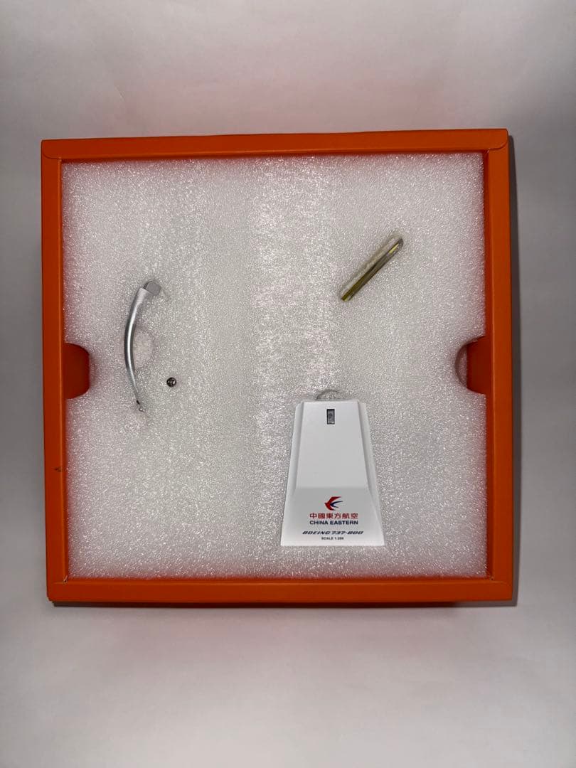 中国東方航空 B738 1/200