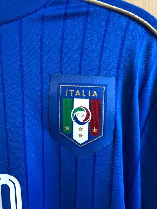 トッティ イタリア ユニフォーム