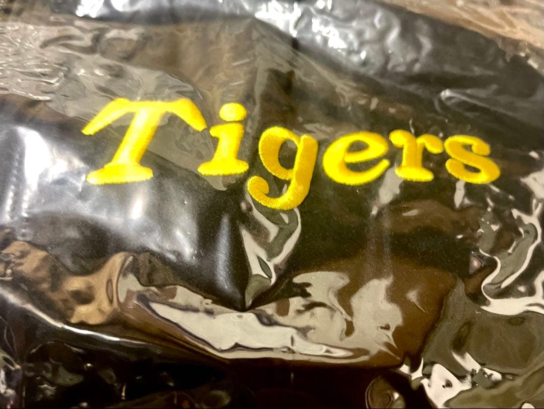 阪神タイガース ダイヤモンドプラス ウインドブレーカー 上下セット サイズS