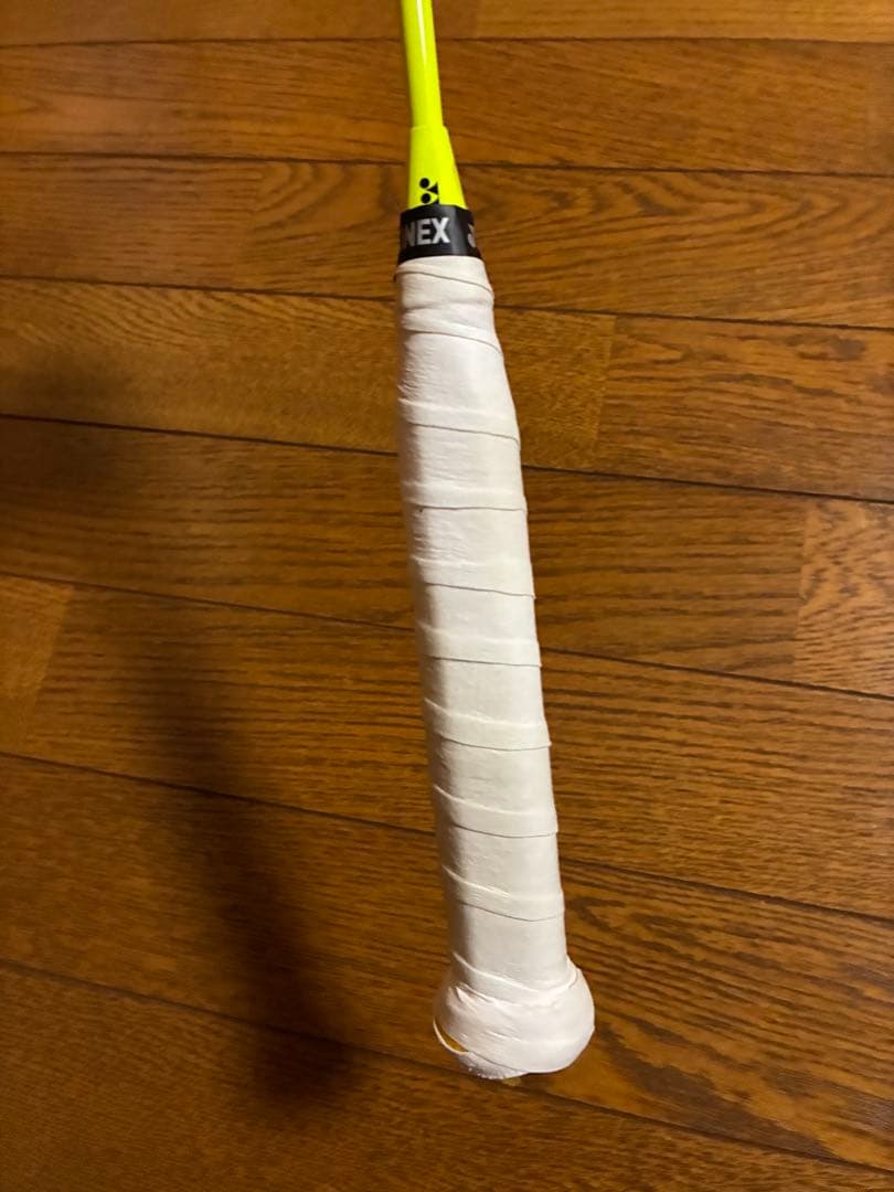 ASTROX 77 バドミントンラケット ケース付き