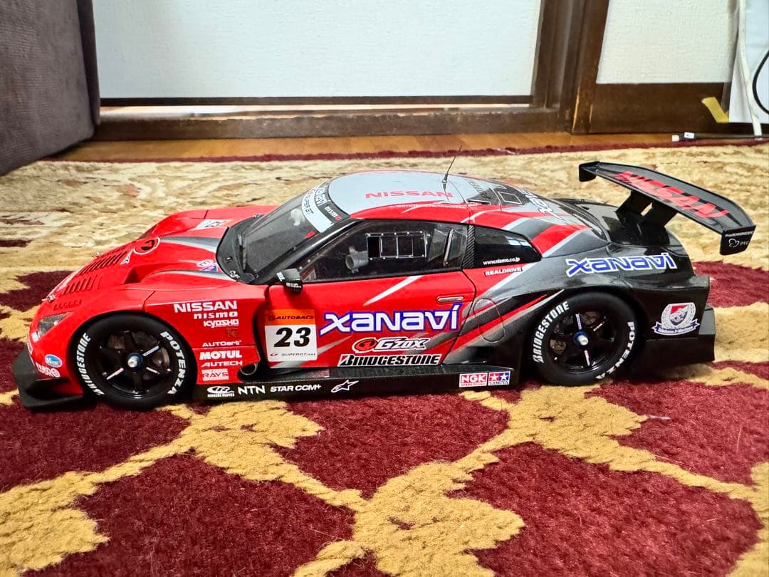 オートアート1/18 XANAVI NISMO GT-R R35 GT500