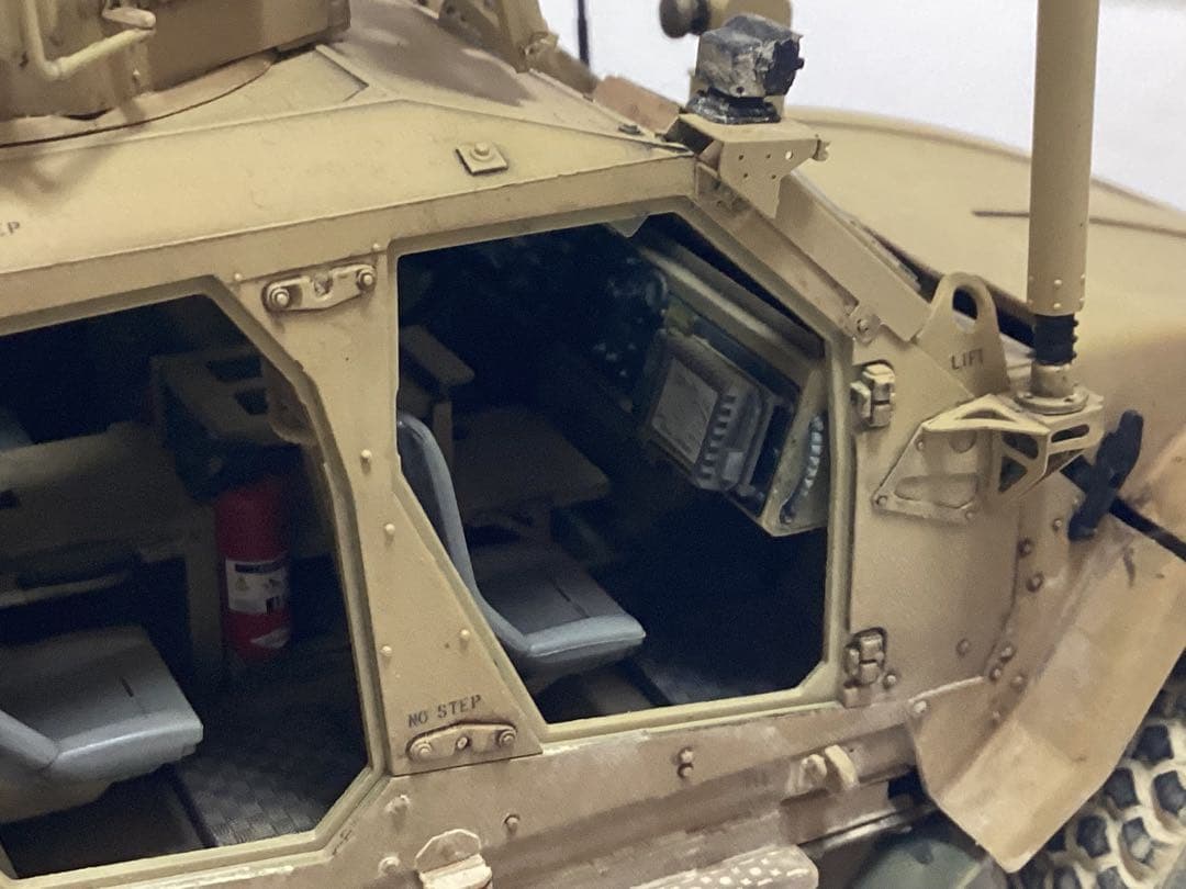 ライフィールド1/35 オシュコシュM-ATV