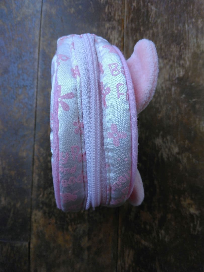 ピンクのポーチ　可愛い