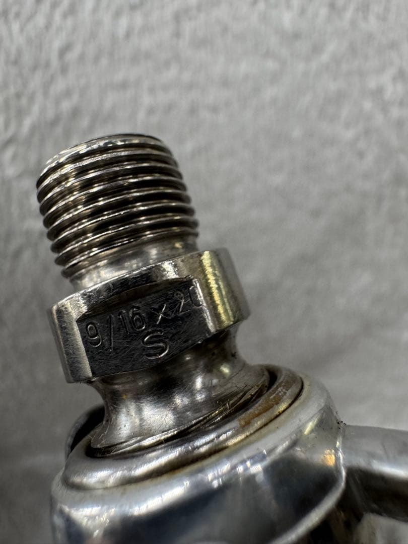 Campagnolo カンパニョーロ トゥークリップ付きペダル　ストラップ付属