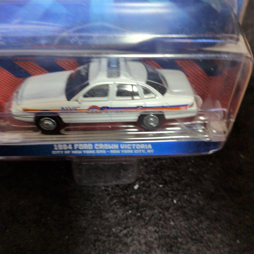 ミニカー GREENLIGHTCROWNVictoria