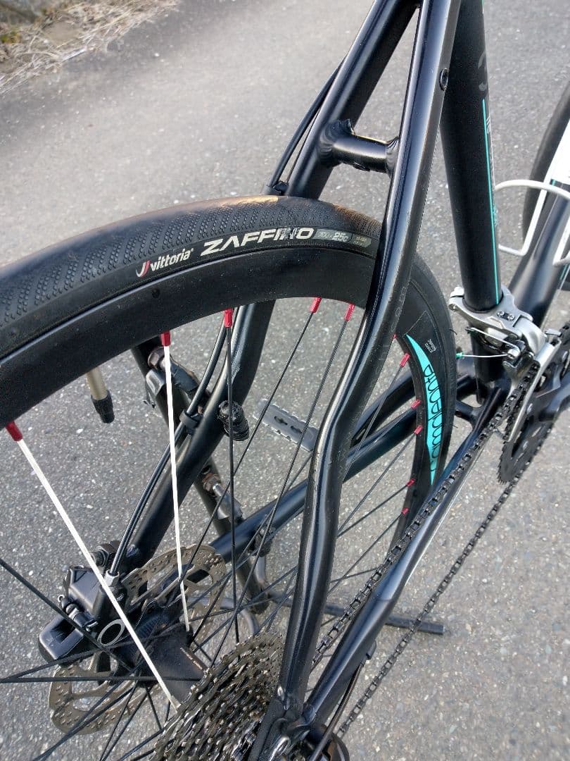 BIANCHI　ビアンキ　 C-SPORT3 DISC 　クロスバイク