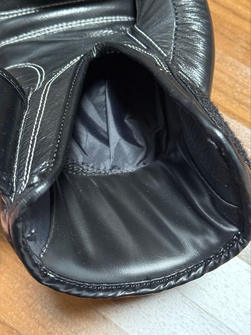 Windy ボクシンググローブ 黒 16oz 16オンス