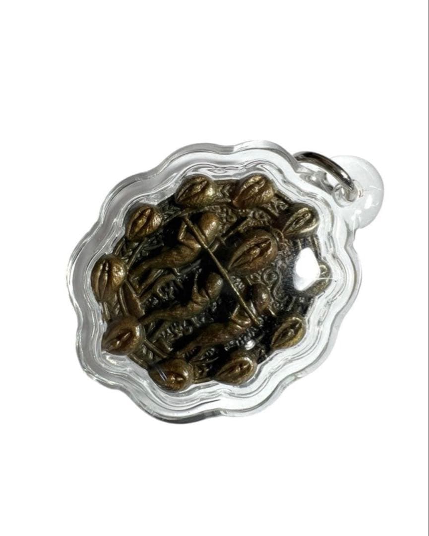 【限定1】クイーンバージニア　チャーム魅力、愛情、幸運 プラクルアン