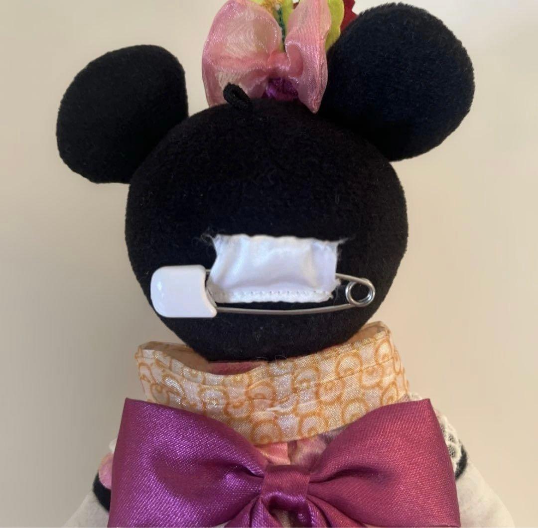 ミニーのスタイルスタジオ ぬいぐるみバッジ　春夏冬