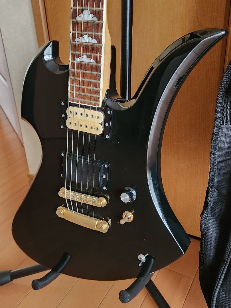 『フェルナンデス製hideモデル MG-80X/MG-100X』ヒデモデル