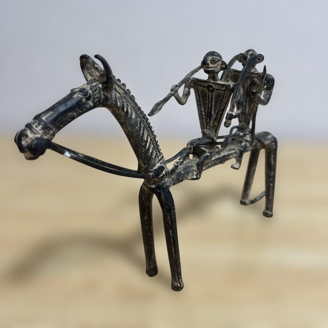 アフリカ工芸品　『馬と戦士たち』　アンティーク　干支