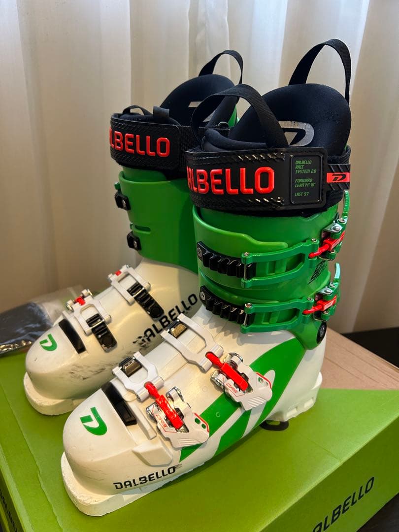 DALBELLO ダルベロ DRS 90 LC UNI スキーブーツ