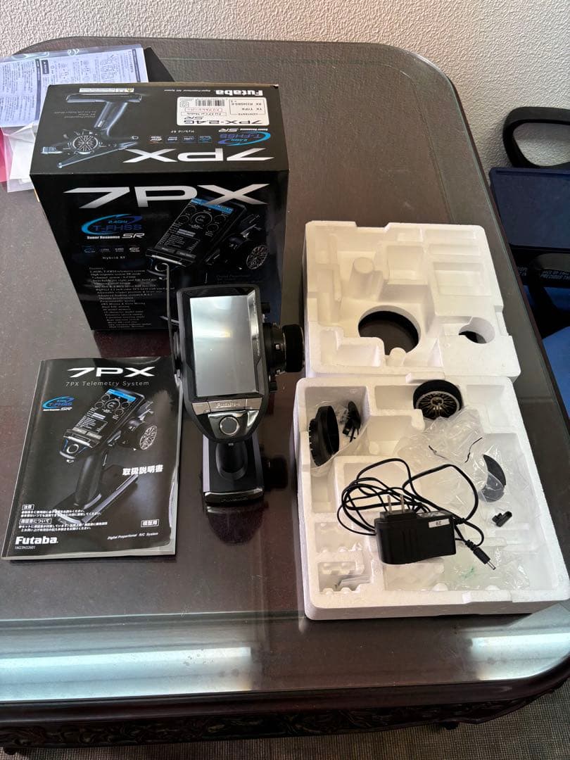 ドリフトラジコン　シャーシ2台　他多数　写真にあるもの全て