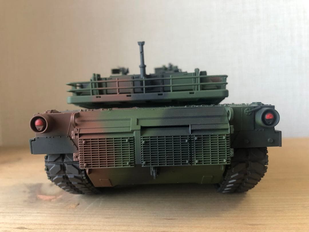 軍　M1A1 戦車　プラモデル