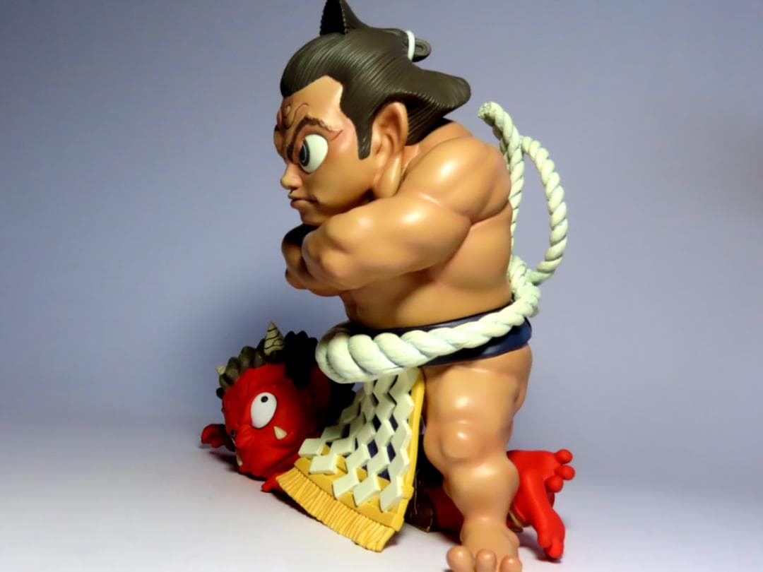 【瀧下和之】　千代の富士　　鬼踏み：赤　　千代の富士フィギュア