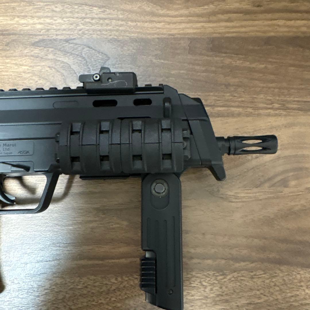 東京マルイ　MP7A1 ガスガン ブラック マガジン3本付き