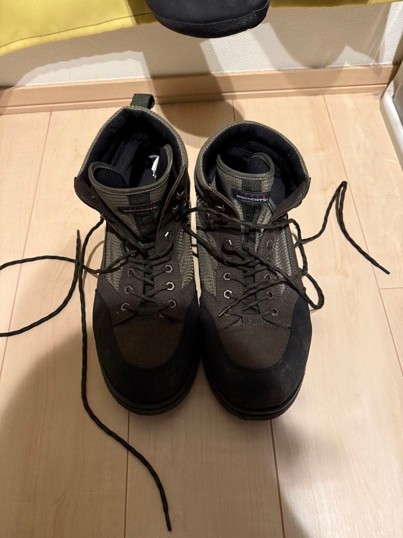 リトルプレゼンツ 一式　ウエーダー　ベスト　網　ウエーダーシューズ　トラウト釣り