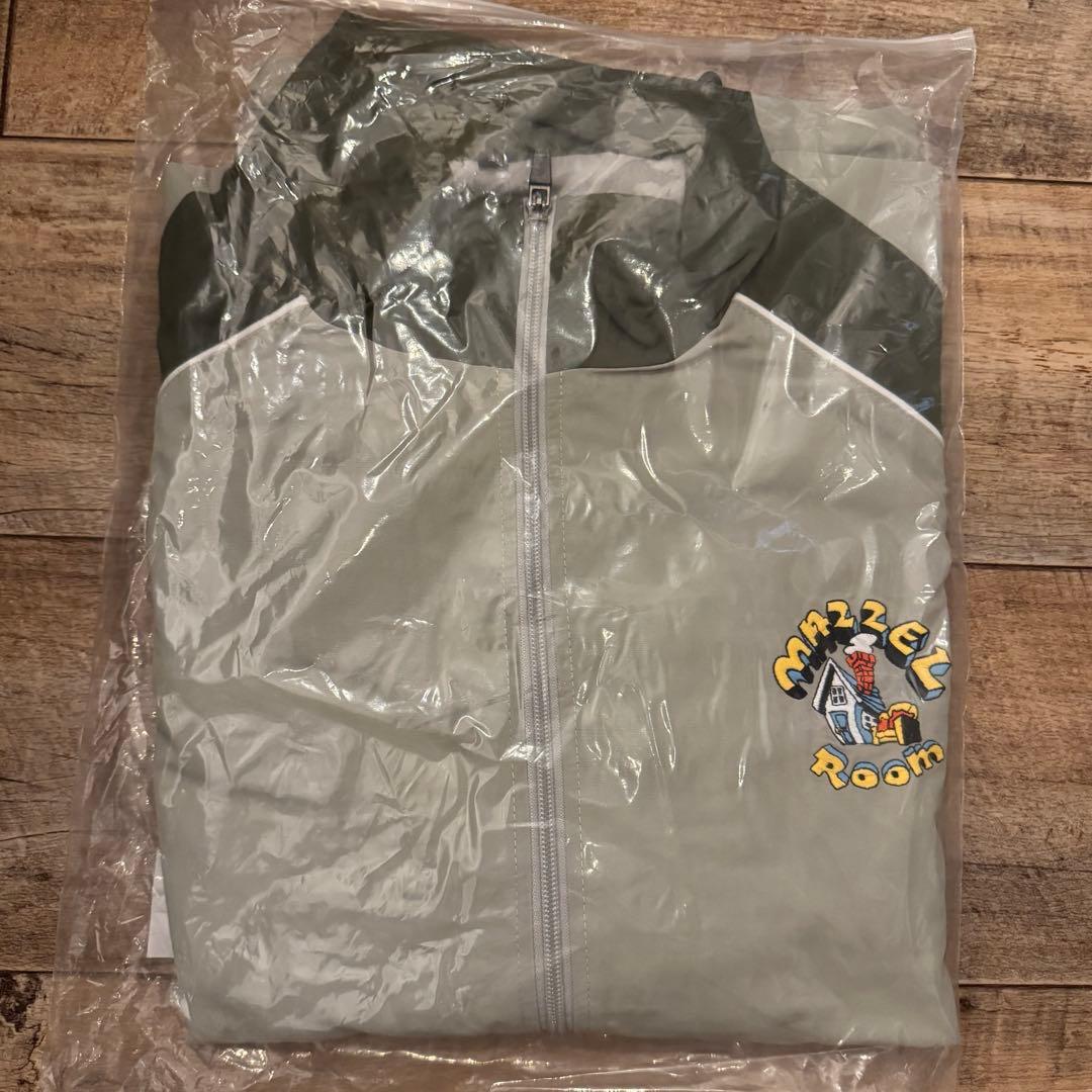 新品未開封 MAZZEL まぜべや トラックジャケット Mサイズ