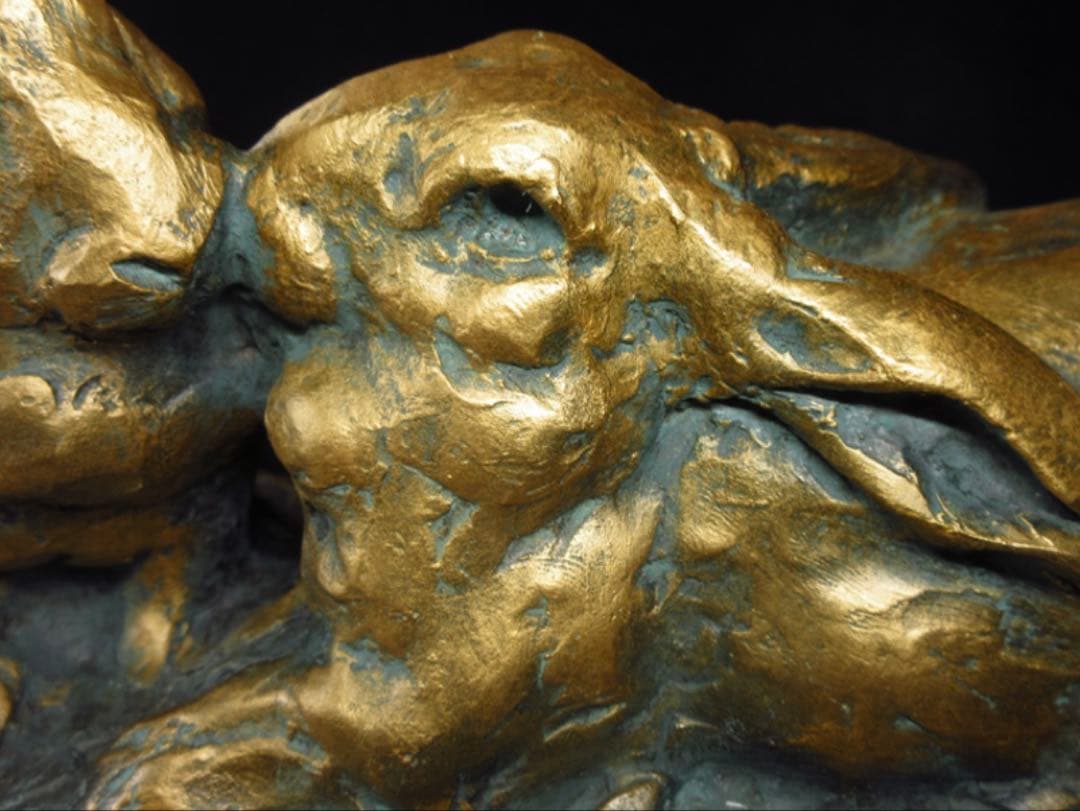 文化勲章受章彫刻家「西村西望」造 彫刻兎に題す 銘「かたらい」ブロンズ像