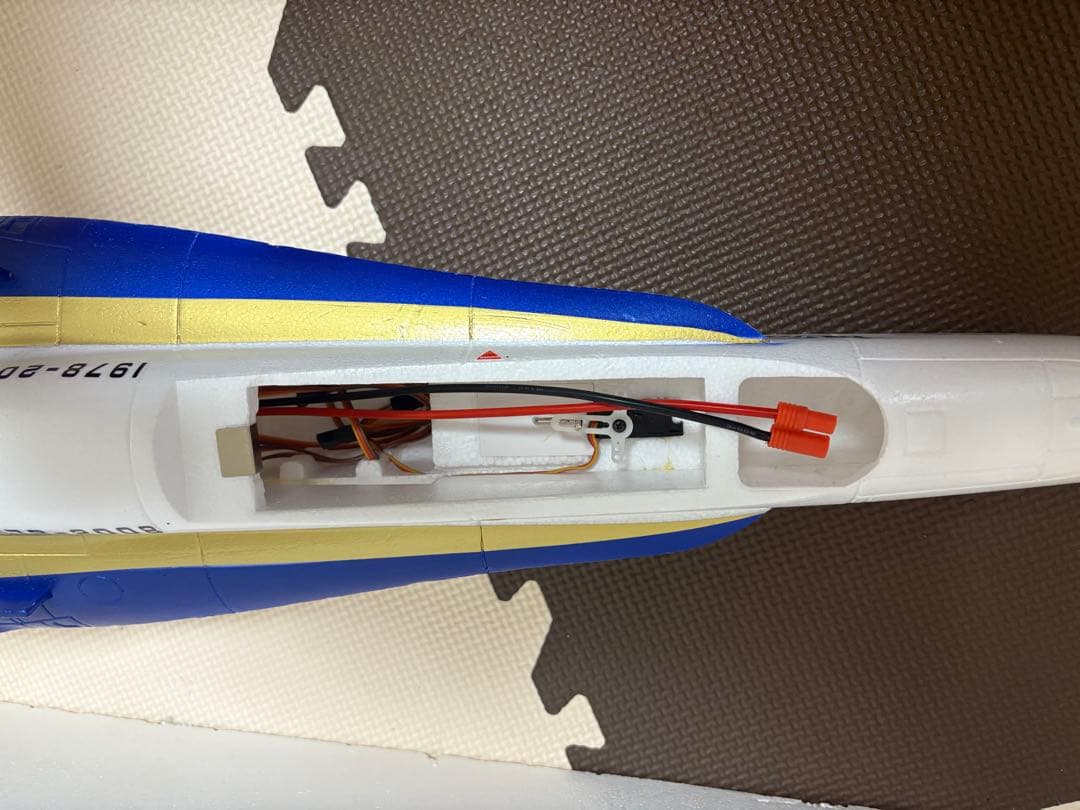 FMS 電動リモートコントロール飛行機　F-18 FIGHTER ARF