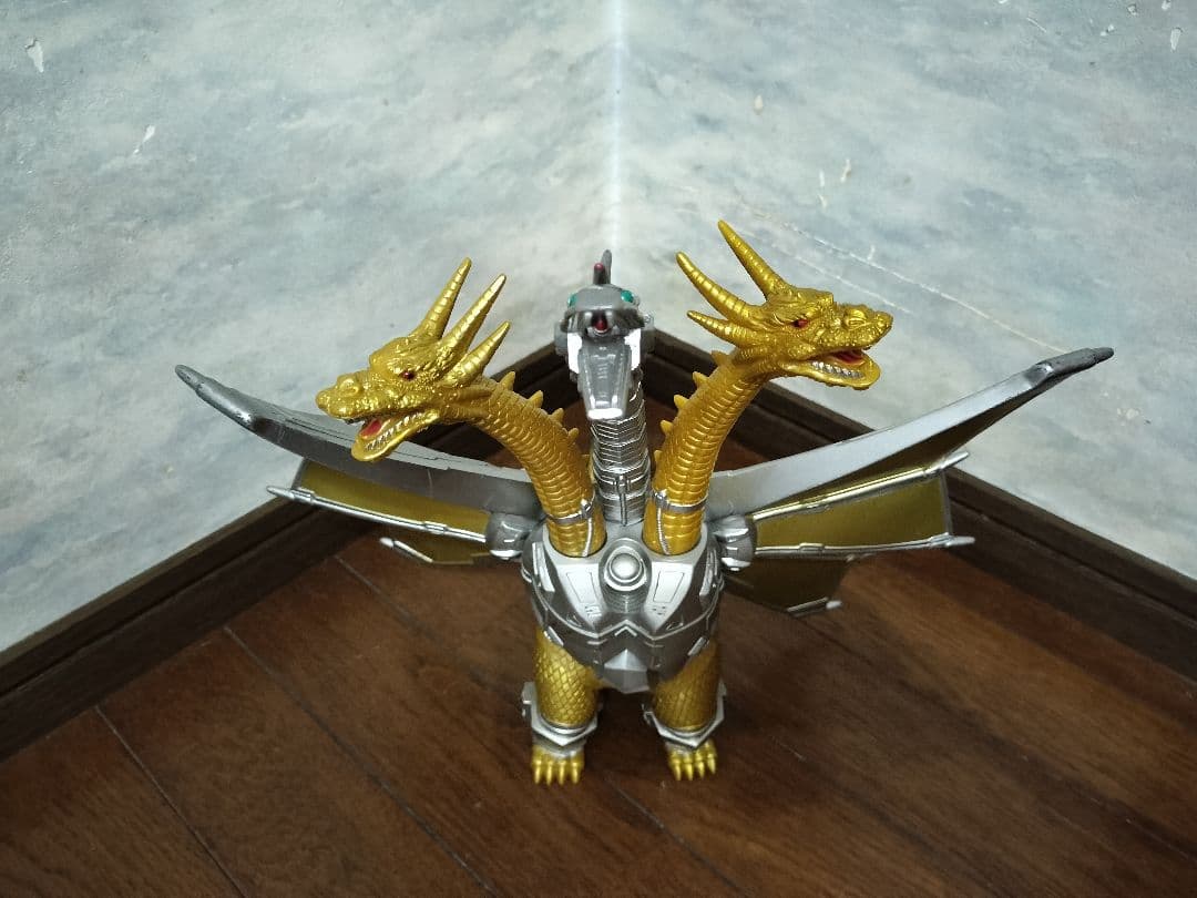 メカキングギドラ　東宝　BANDAI　1991　金色　(FOREVER版？)