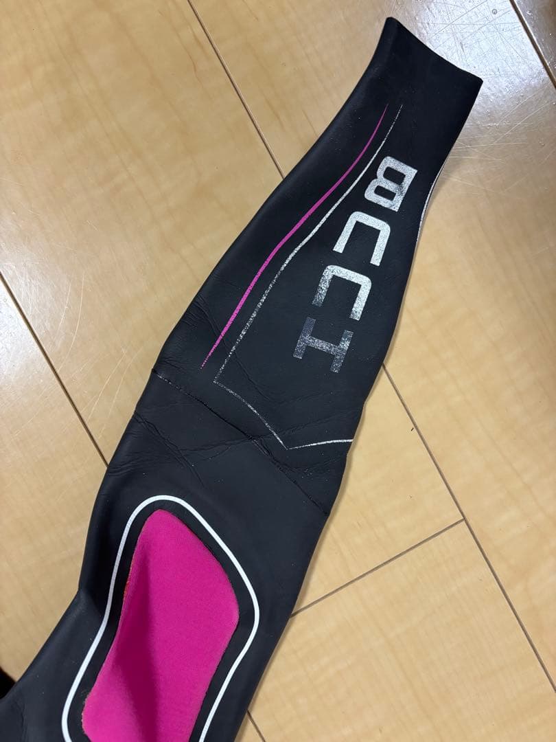 HUUB フルスーツ グレー/ピンク オリジナルボックス付き（トライアスロン用）