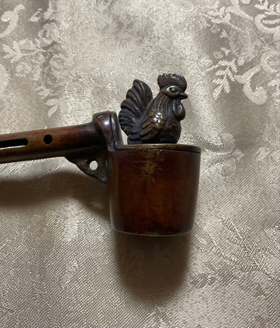 鶏の彫刻付き矢立