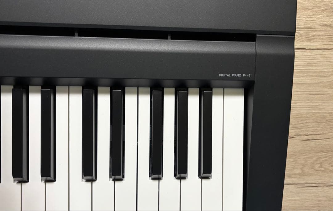 ヤマハ 新品未使用品　P-45B 88鍵盤　フットスイッチ、付属品全てあり