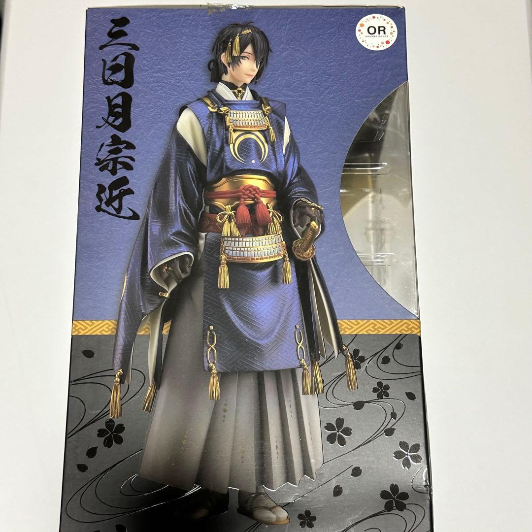【未開封】刀剣乱舞 三日月宗近 1/8スケールフィギュア