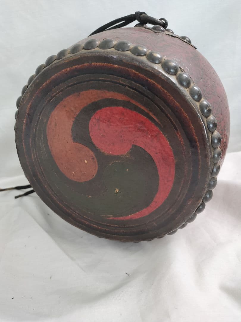 和太鼓 赤黒渦巻き模様 木製