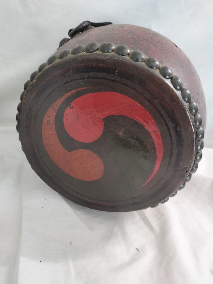 和太鼓 赤黒渦巻き模様 木製