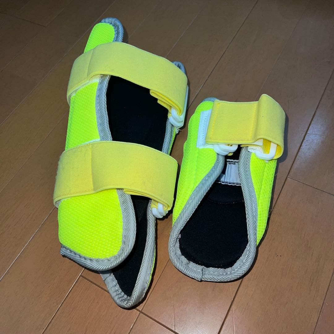 久保田スラッガー　エルボーガード 蛍光イエロー