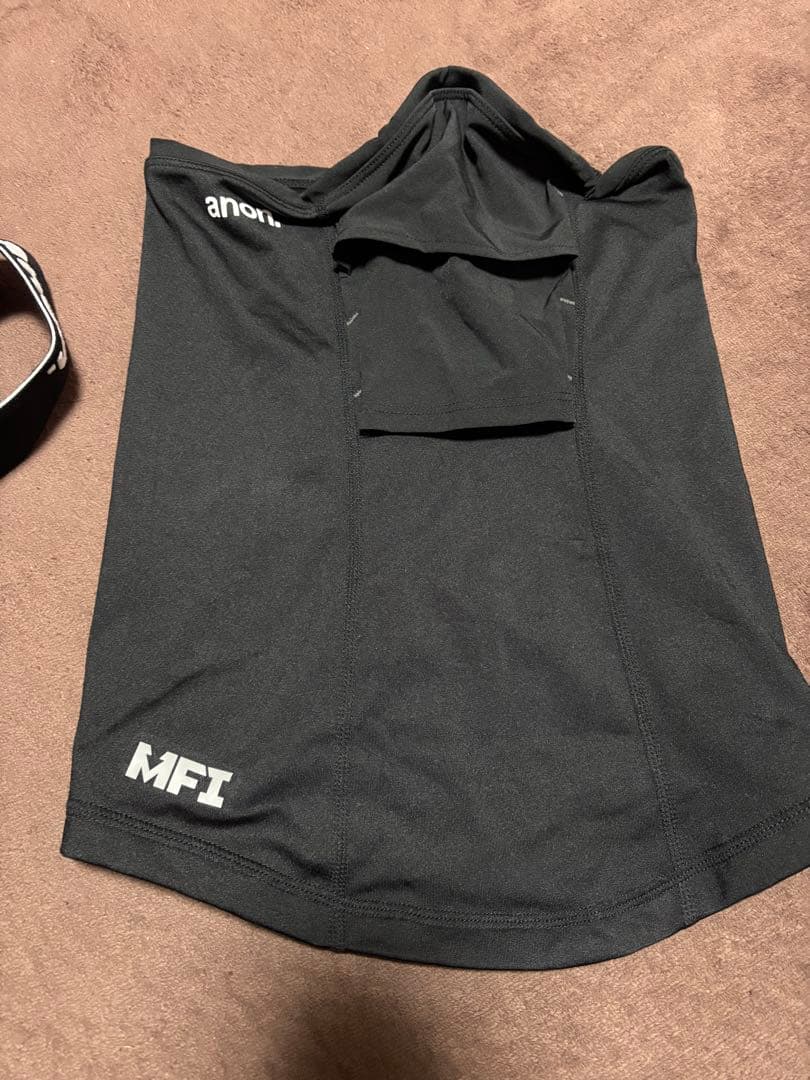 anon. m4. ゴーグルとフェイスガード2枚、ハードケースセット