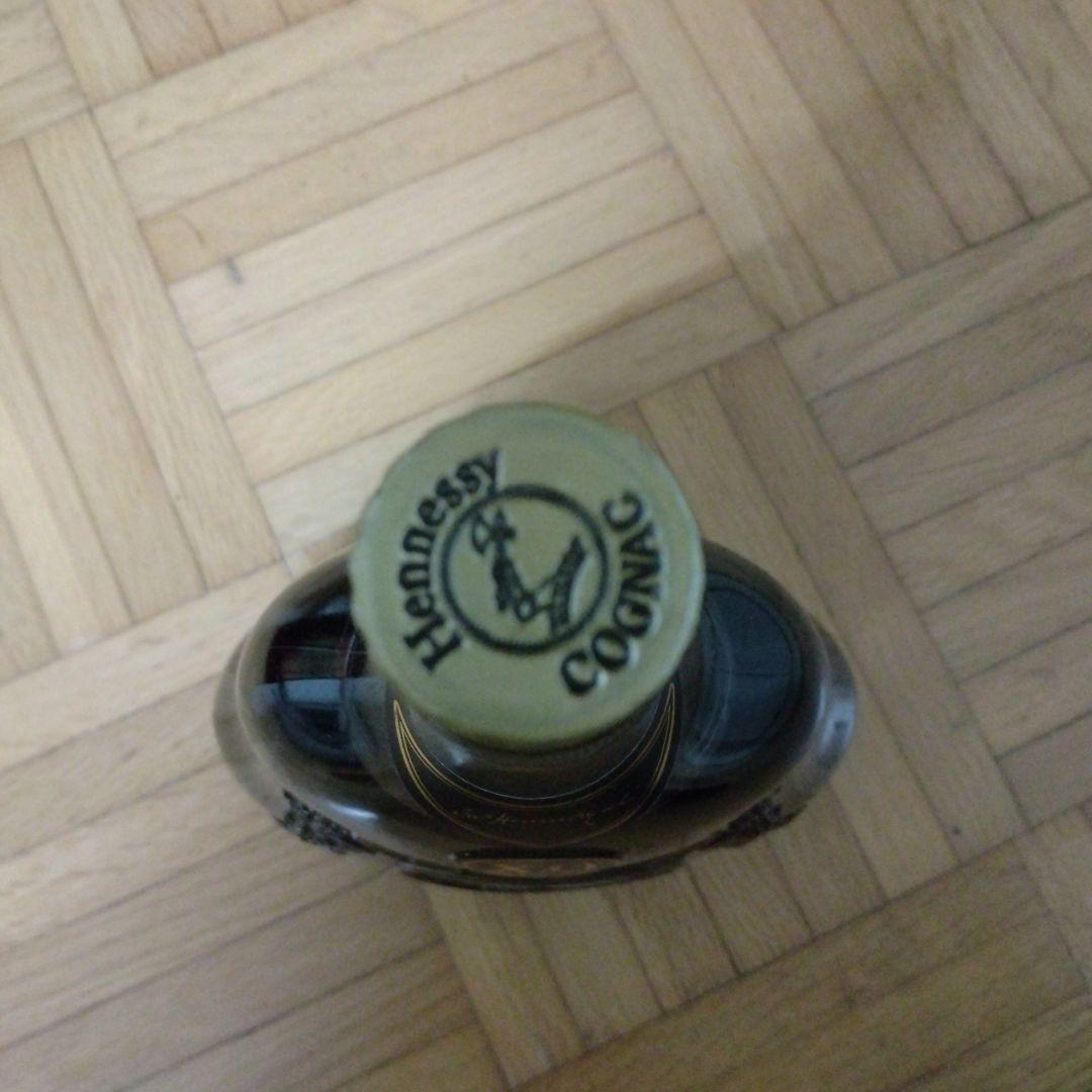 p*f様 Hennessy X.O. 700ミリリットル　ブランデ−