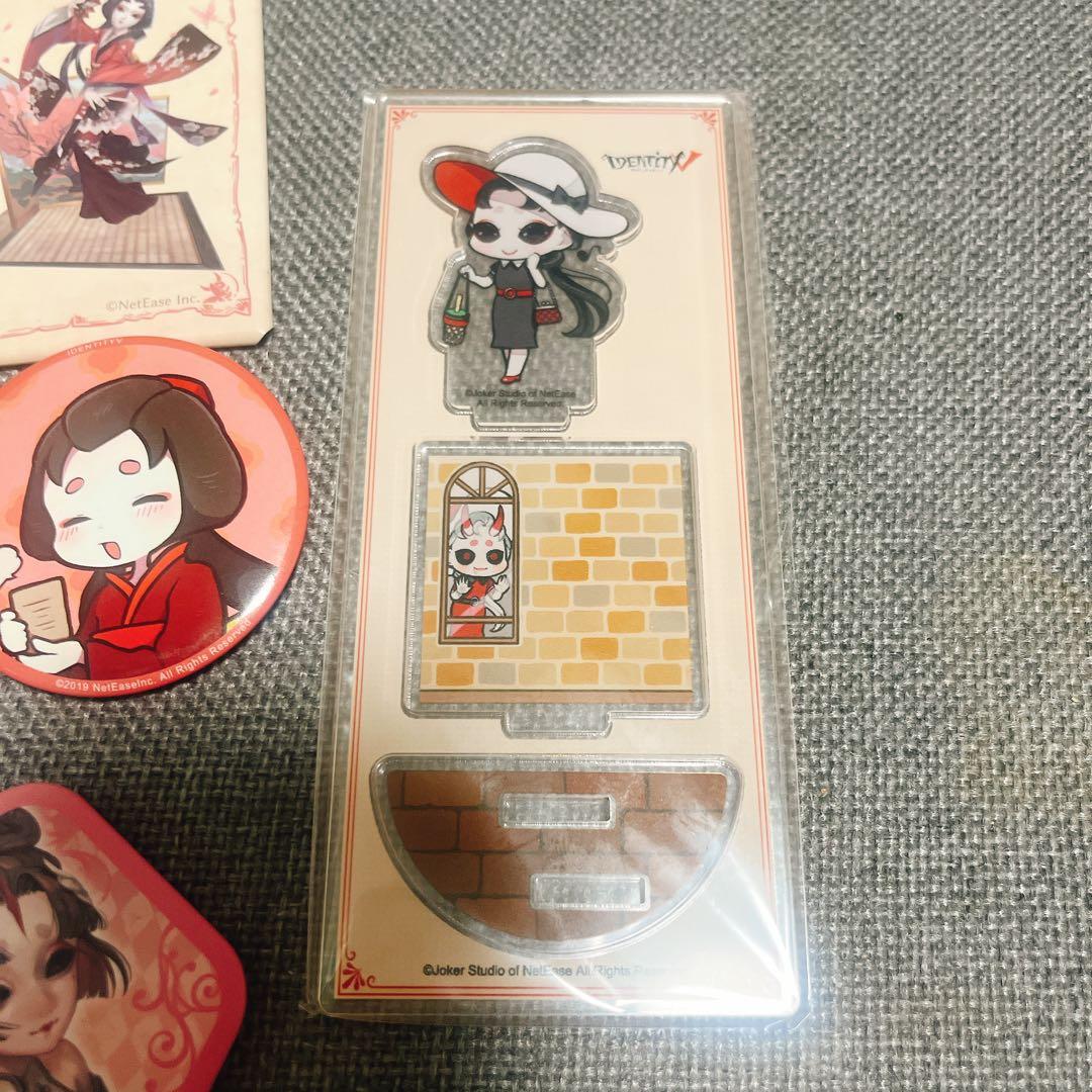 第五人格　美智子　缶バッジ　アクリルスタンド　キーホルダー　まとめ