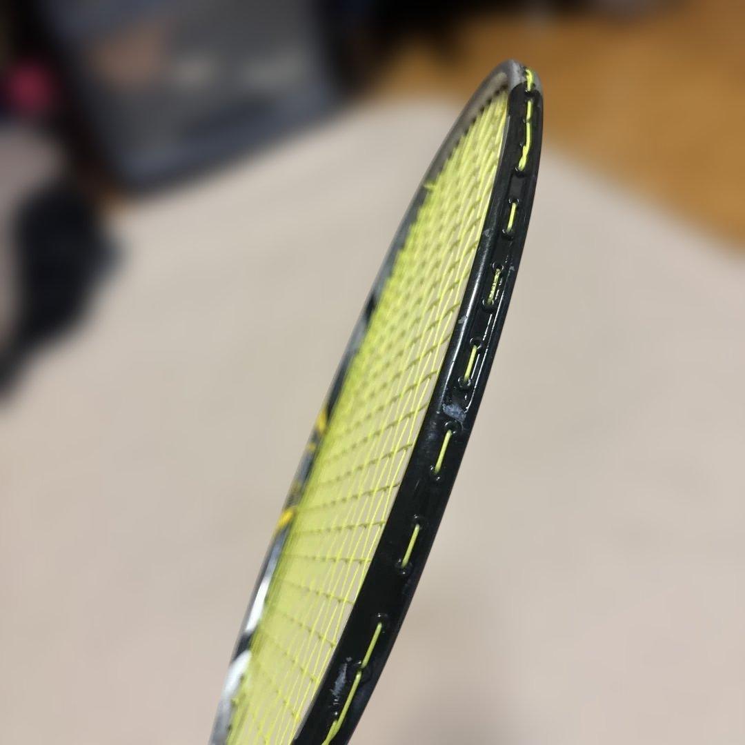 ヨネックスARC SABER 7 バドミントンラケット　お値下げ！！