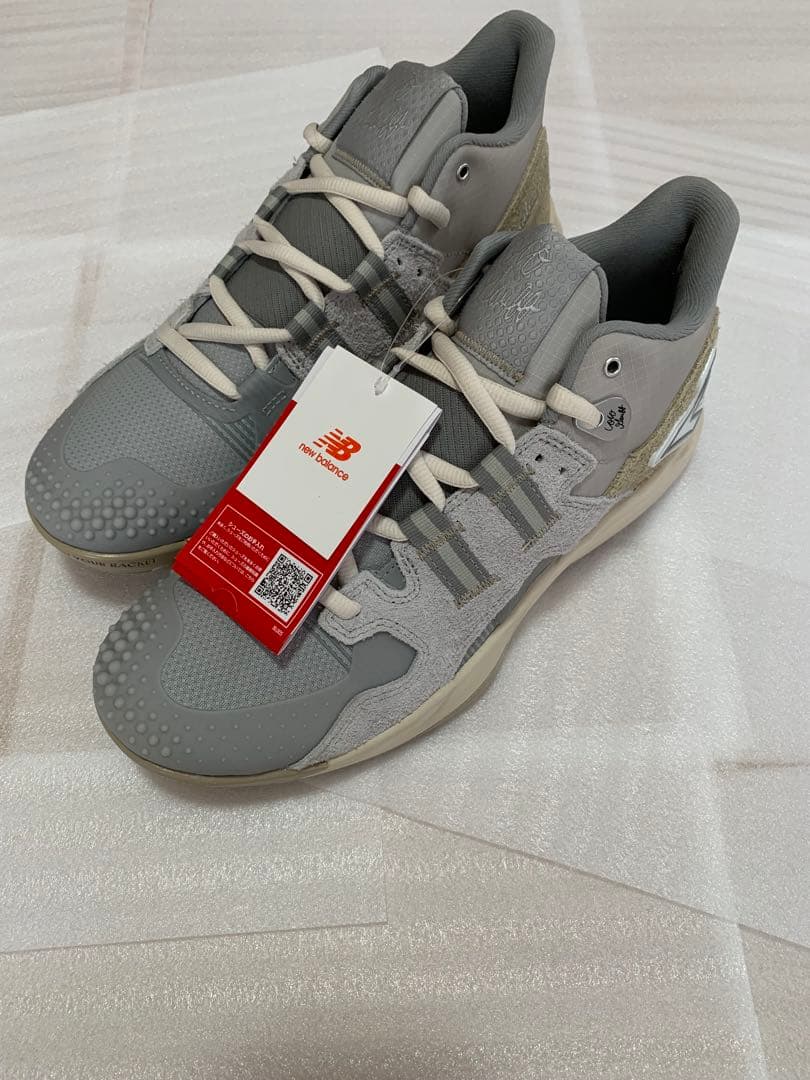 テニスシューズ　ニューバランス限定モデル　UCHCOCOH