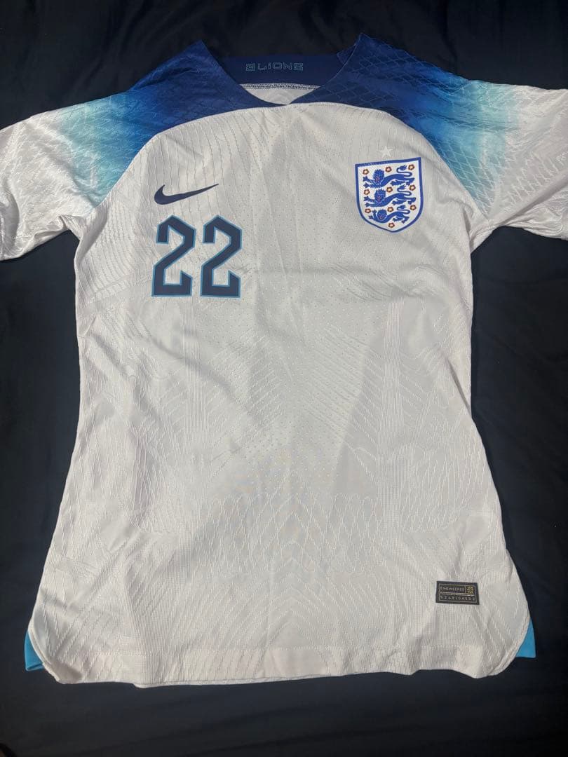 定価21450円 2022イングランド ベリンガム22番 オーセンティックユニ
