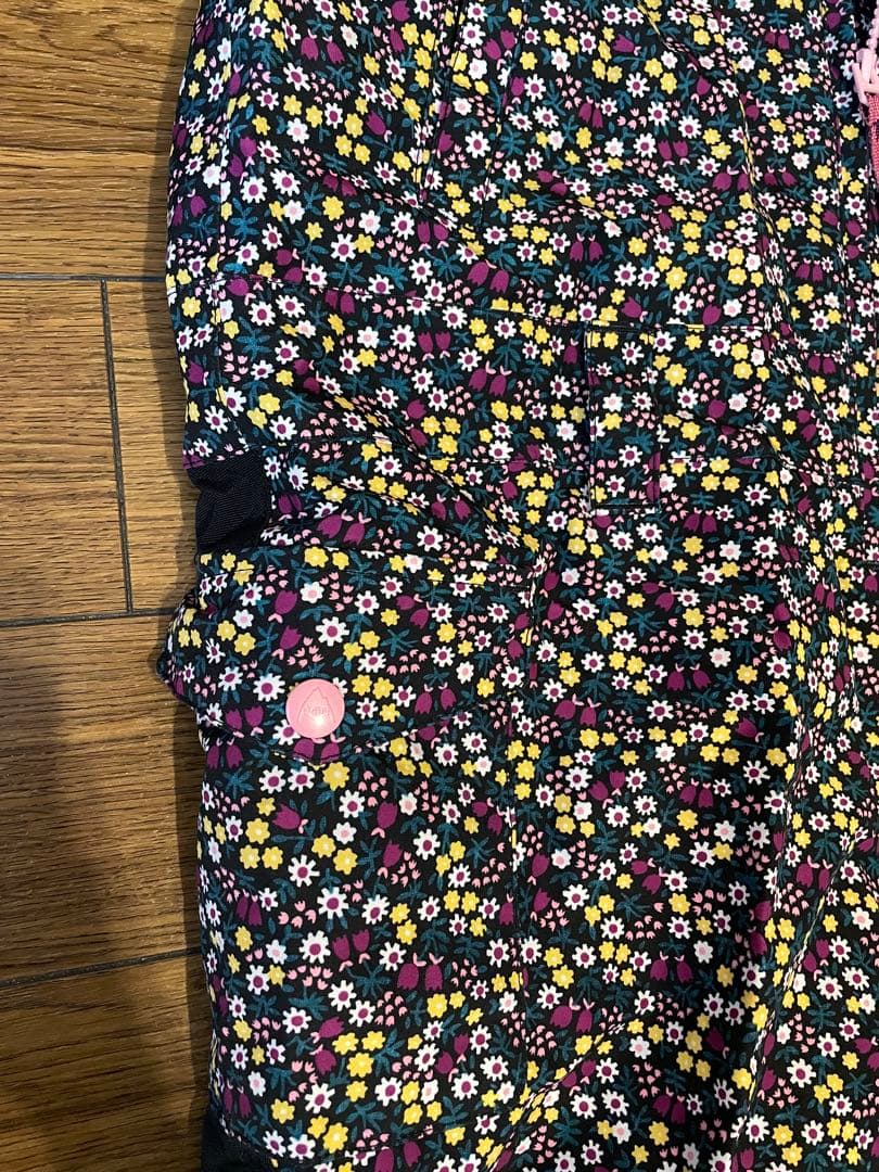 バートン　スノーウエア