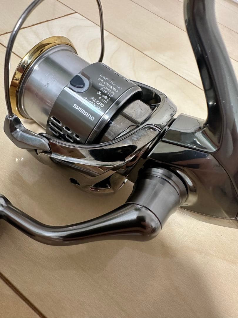 リール 18 STELLA 2500S