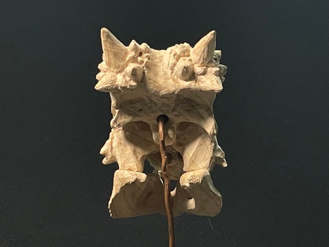 木彫　恐竜　ドラコレックス　頭骨模型