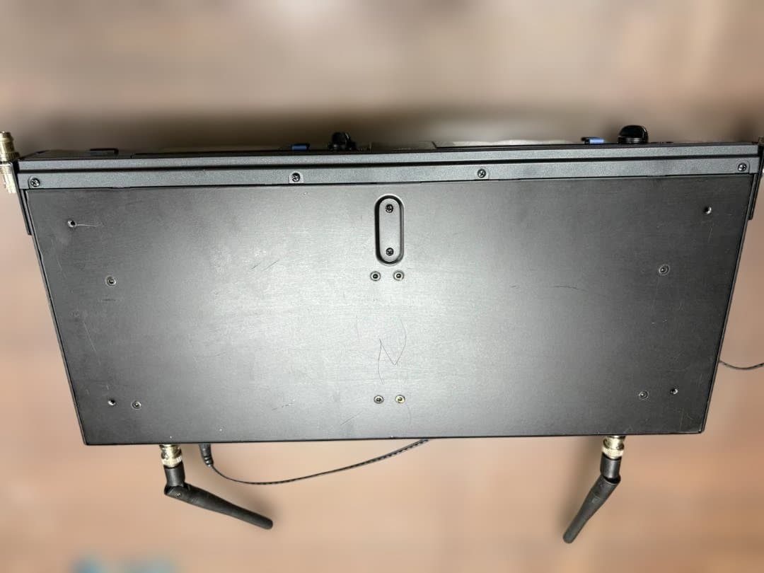 CLASSIC PRO CW802PLUS ワイヤレスマイクシステム