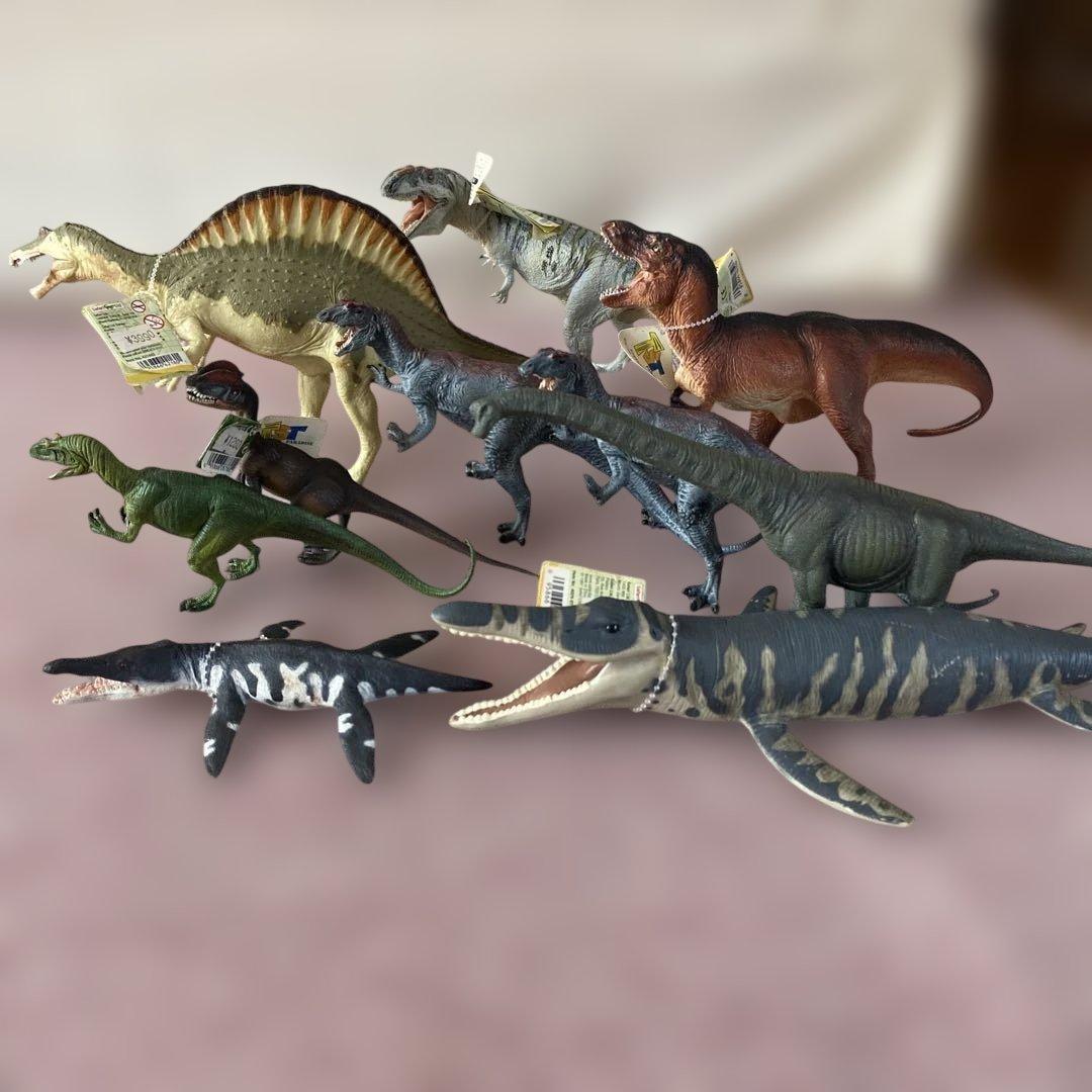 太洋産業　サファリ社製　恐竜フィギュア　10体　定価18000円超え