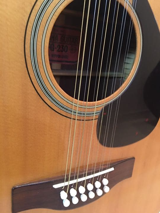 YAMAHA FG-230 赤ラベル